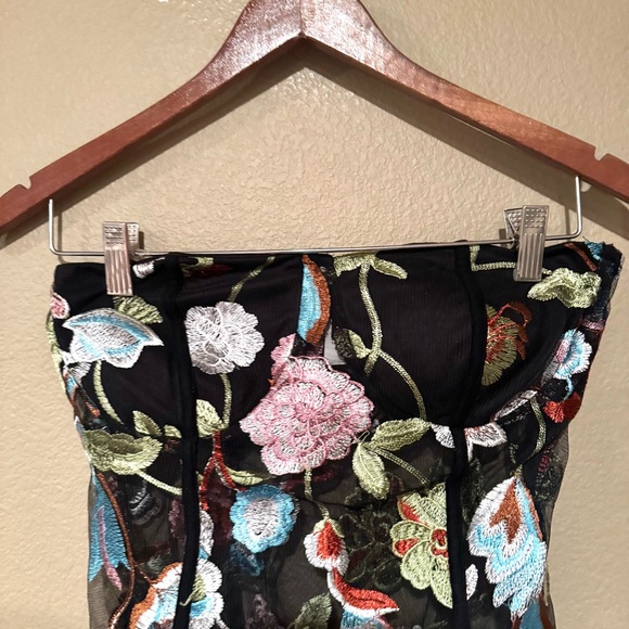 Fashion Nova Strapless Floral Embroidered Mesh Bodysuit Black Size Medium - Picture 3 of 7